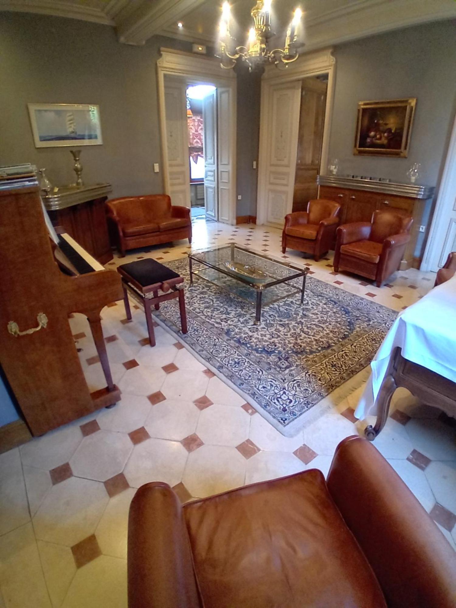 Hotel Particulier Des Canonniers แซ็ง-ก็องแต็ง ภายนอก รูปภาพ
