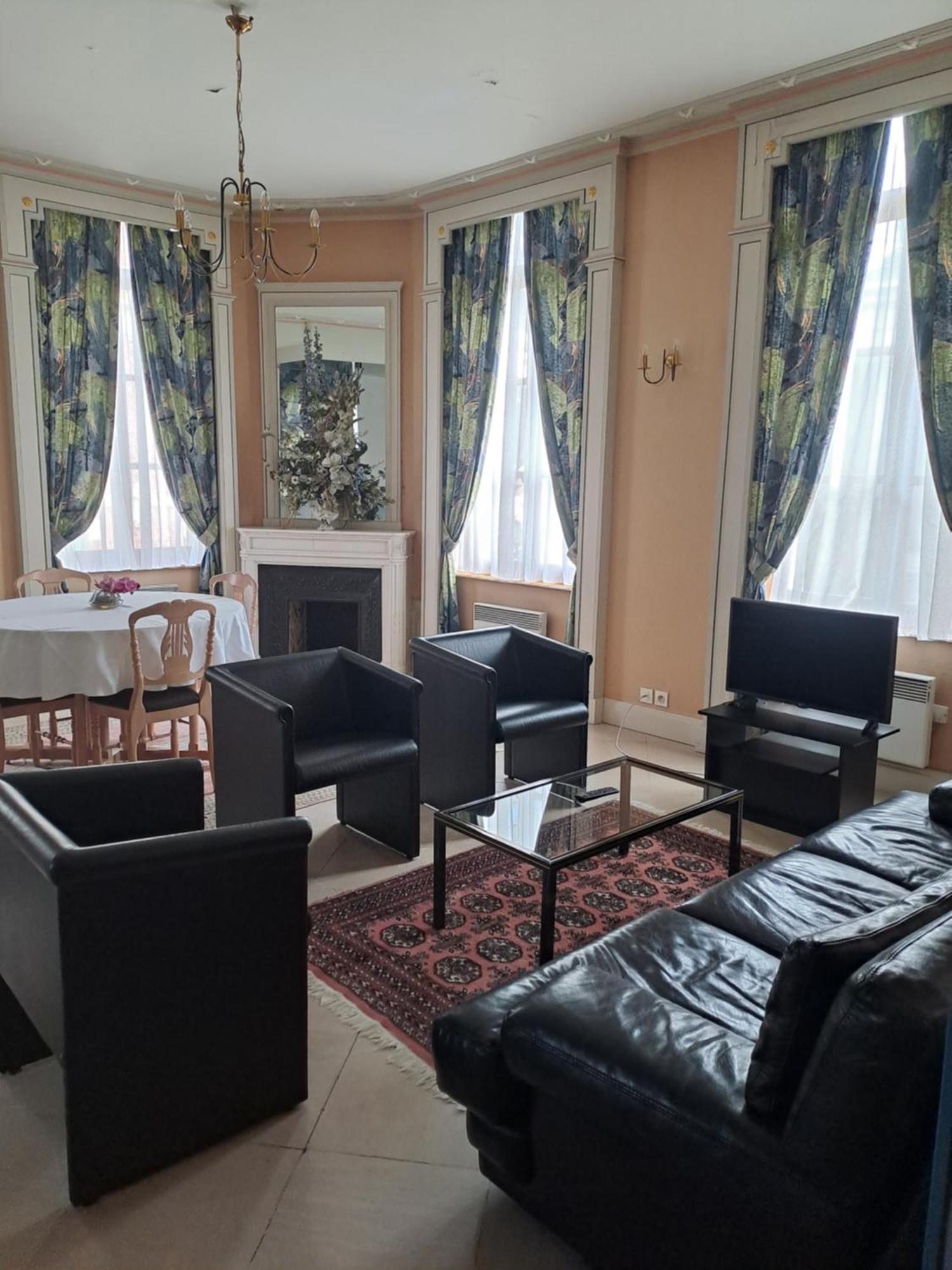 Hotel Particulier Des Canonniers แซ็ง-ก็องแต็ง ภายนอก รูปภาพ